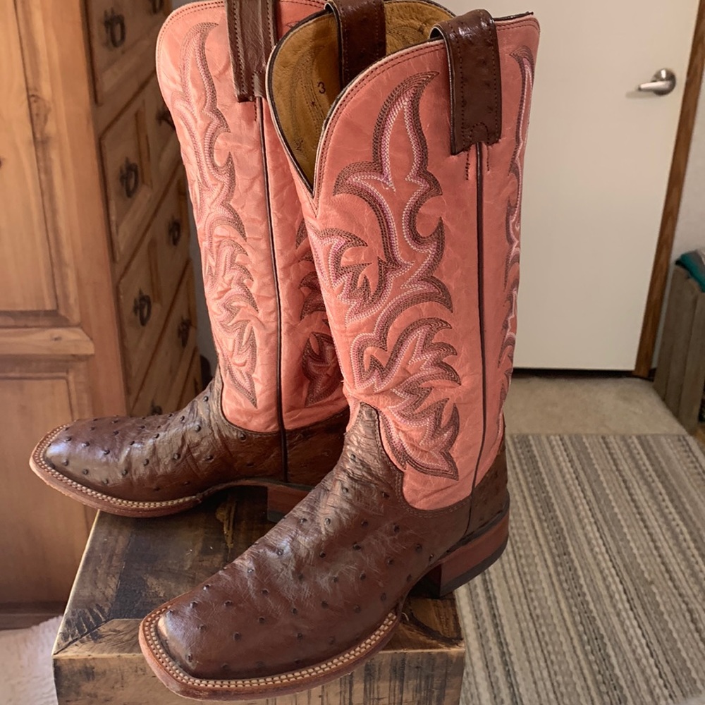 Ladies Justin Full Quill Ostrich Boots size 6